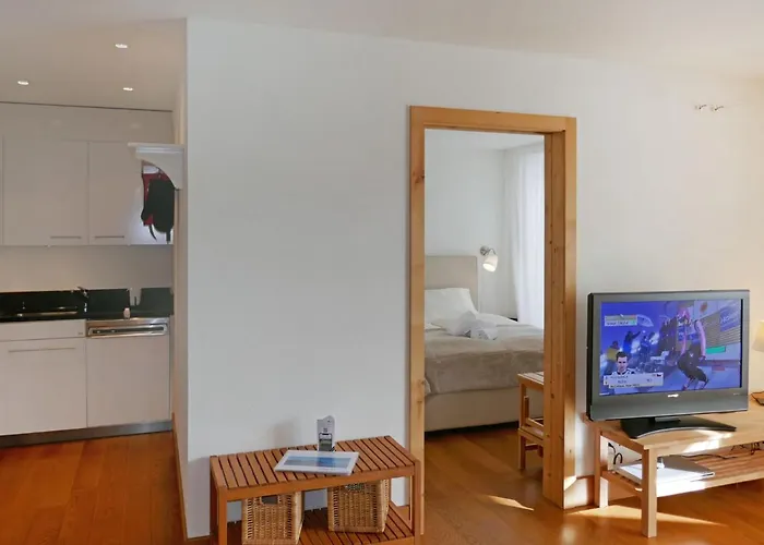 Chesa San Bastiaun B5 By Interhome Lägenhet Samedan